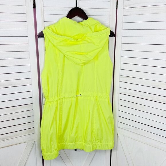 Tommy Hilfiger Sleeveless Cinch Waist Packable Nylon Vest Neon Yellow Large - Picture 9 of 15
